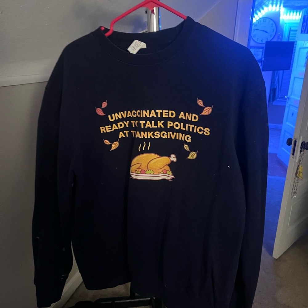 Men's Black Graphic Sweater